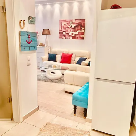 Sundeluxe & Balcony דירה *