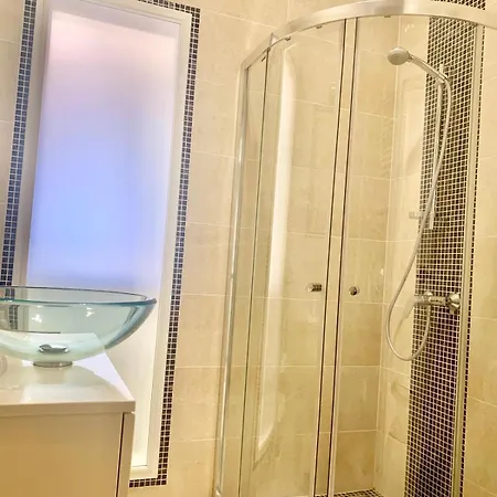 Sundeluxe & Balcony *