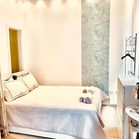 Sundeluxe & Balcony Апартаменты